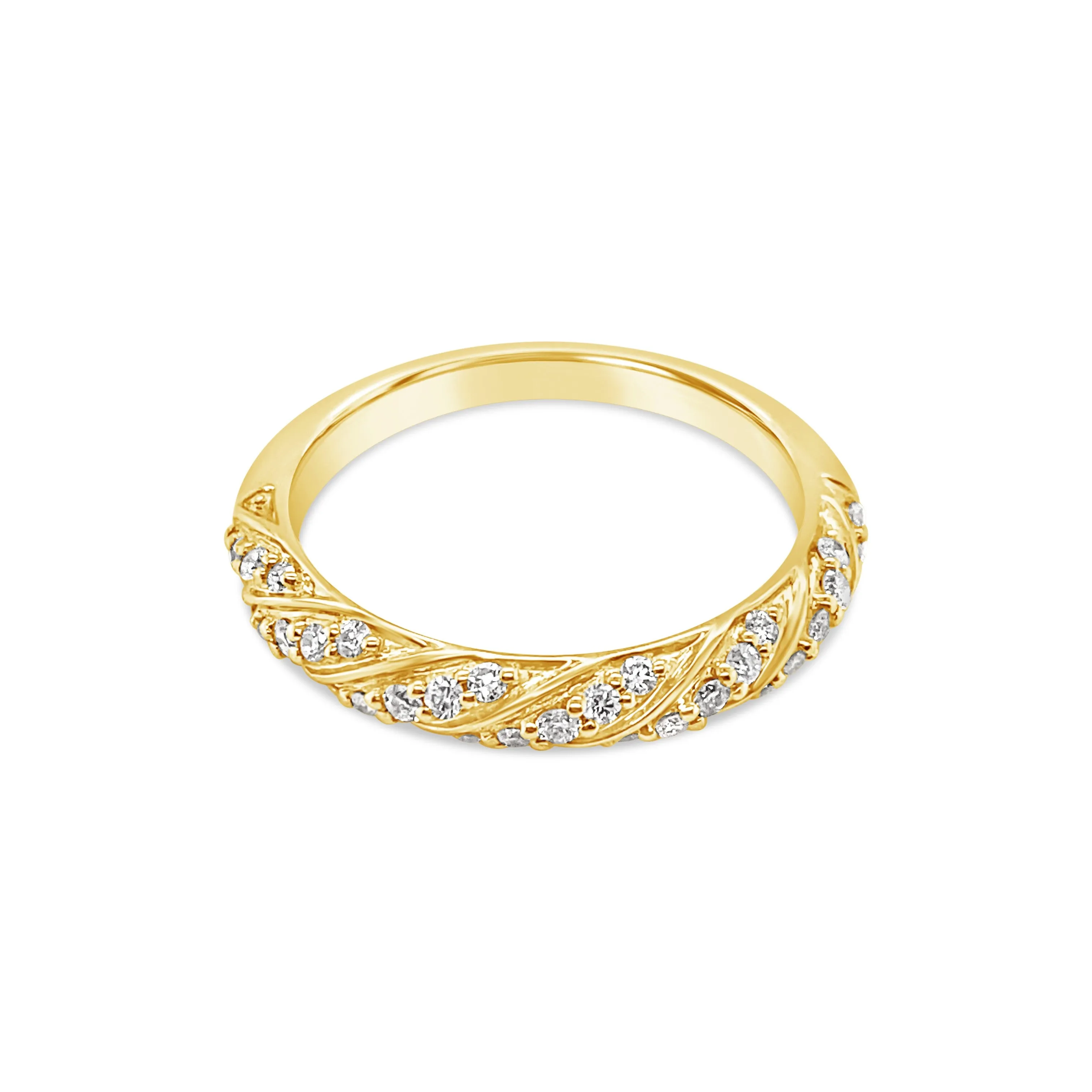 18ct Yellow Gold Patterned Diamond Ring