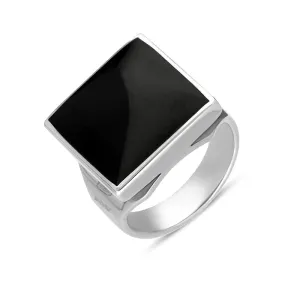 9ct White Gold Whitby Jet King's Coronation Hallmark Small Square Ring D