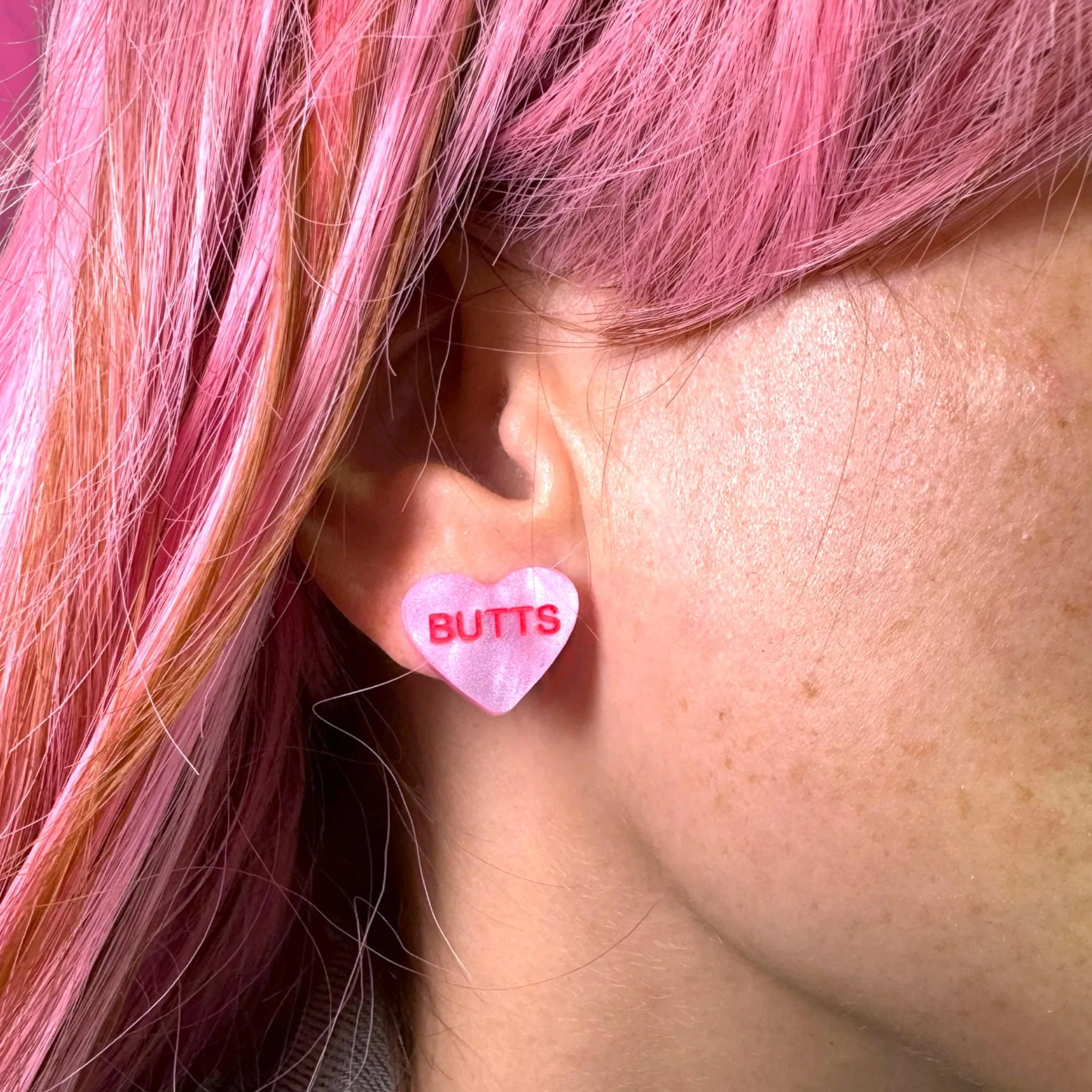 Butts - Candy Heart Earrings