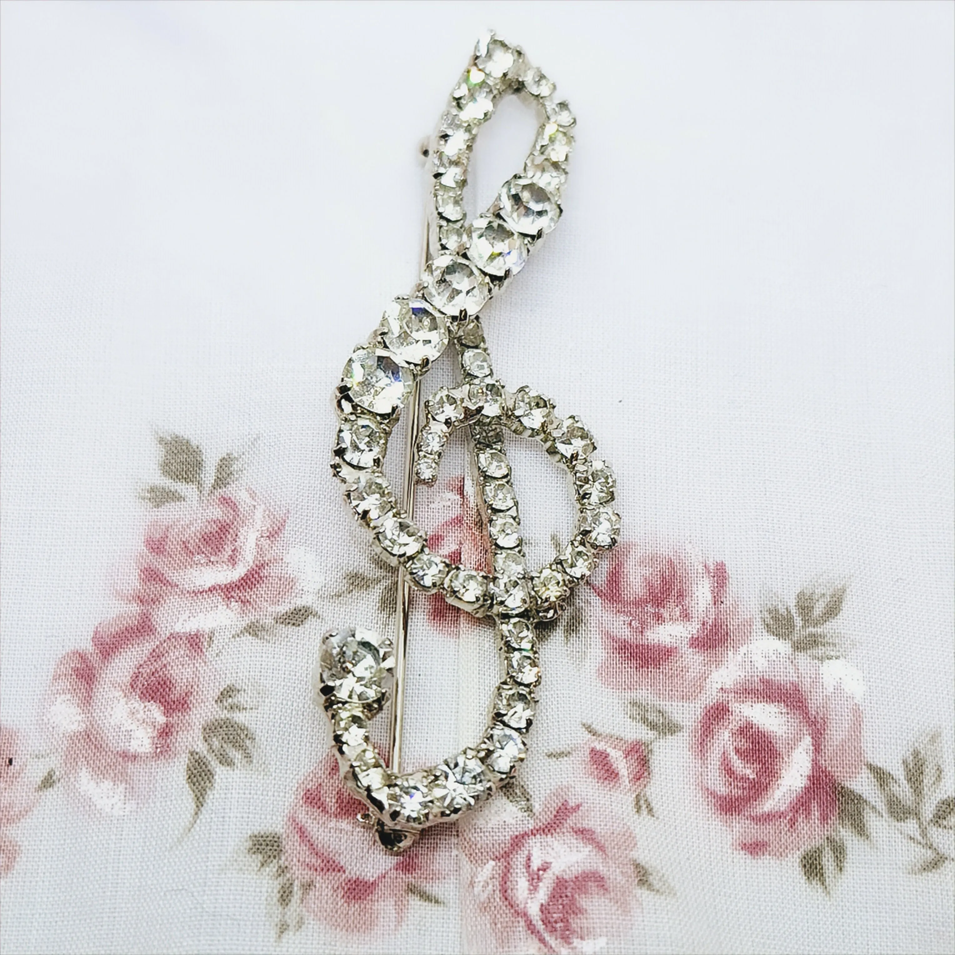 Costume Treble Clef Brooch