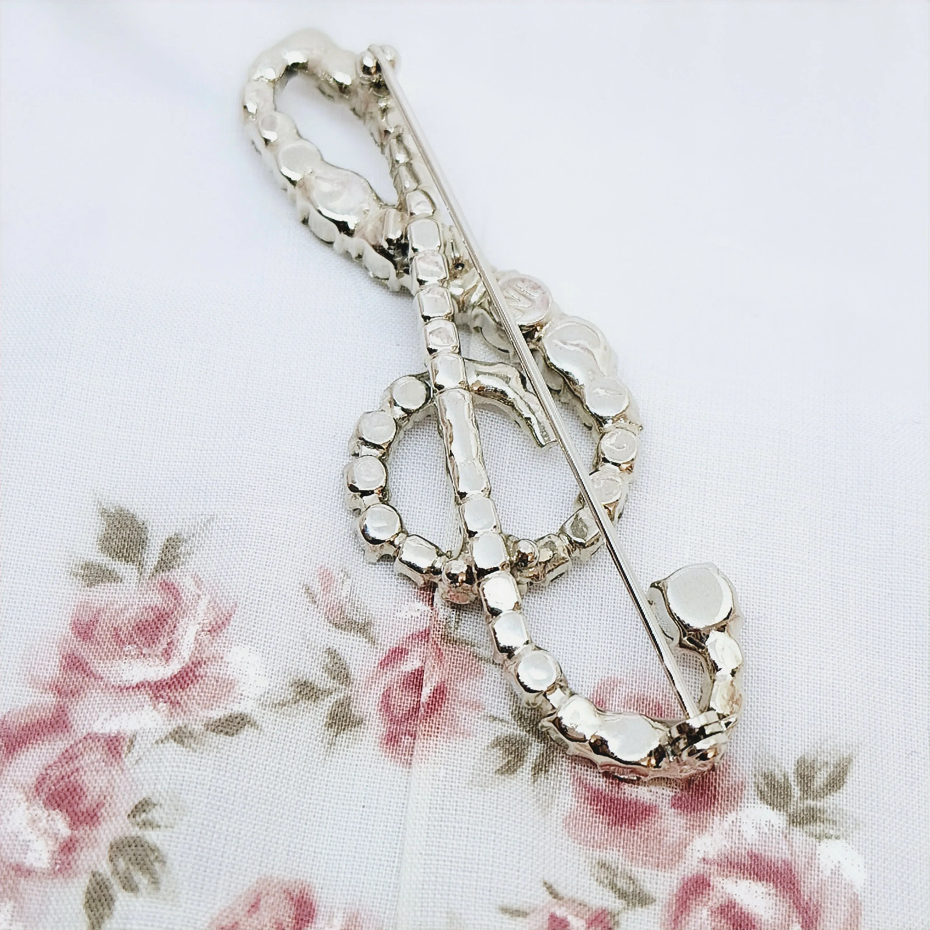 Costume Treble Clef Brooch