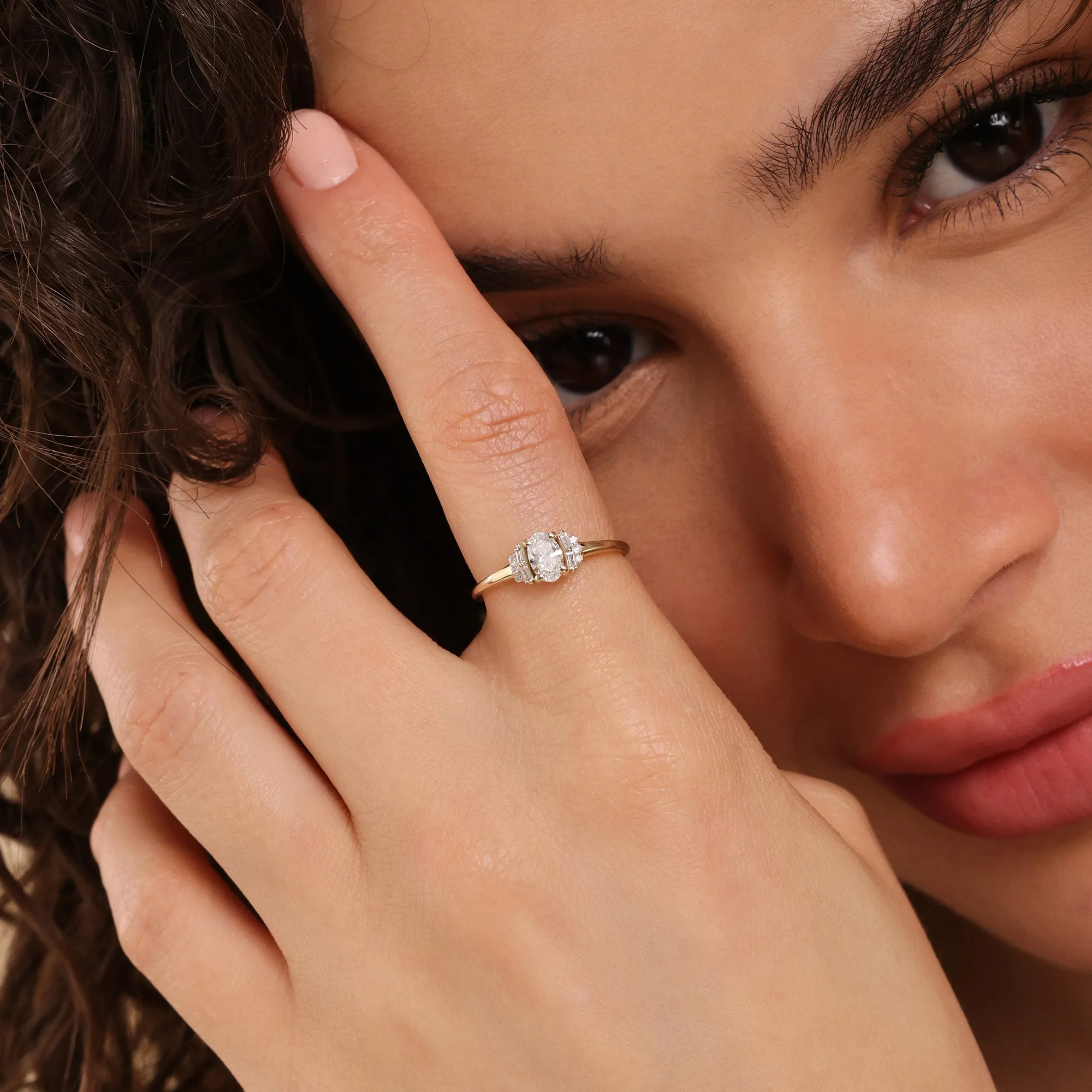 Diamond Cluster Engagement Ring, Nera