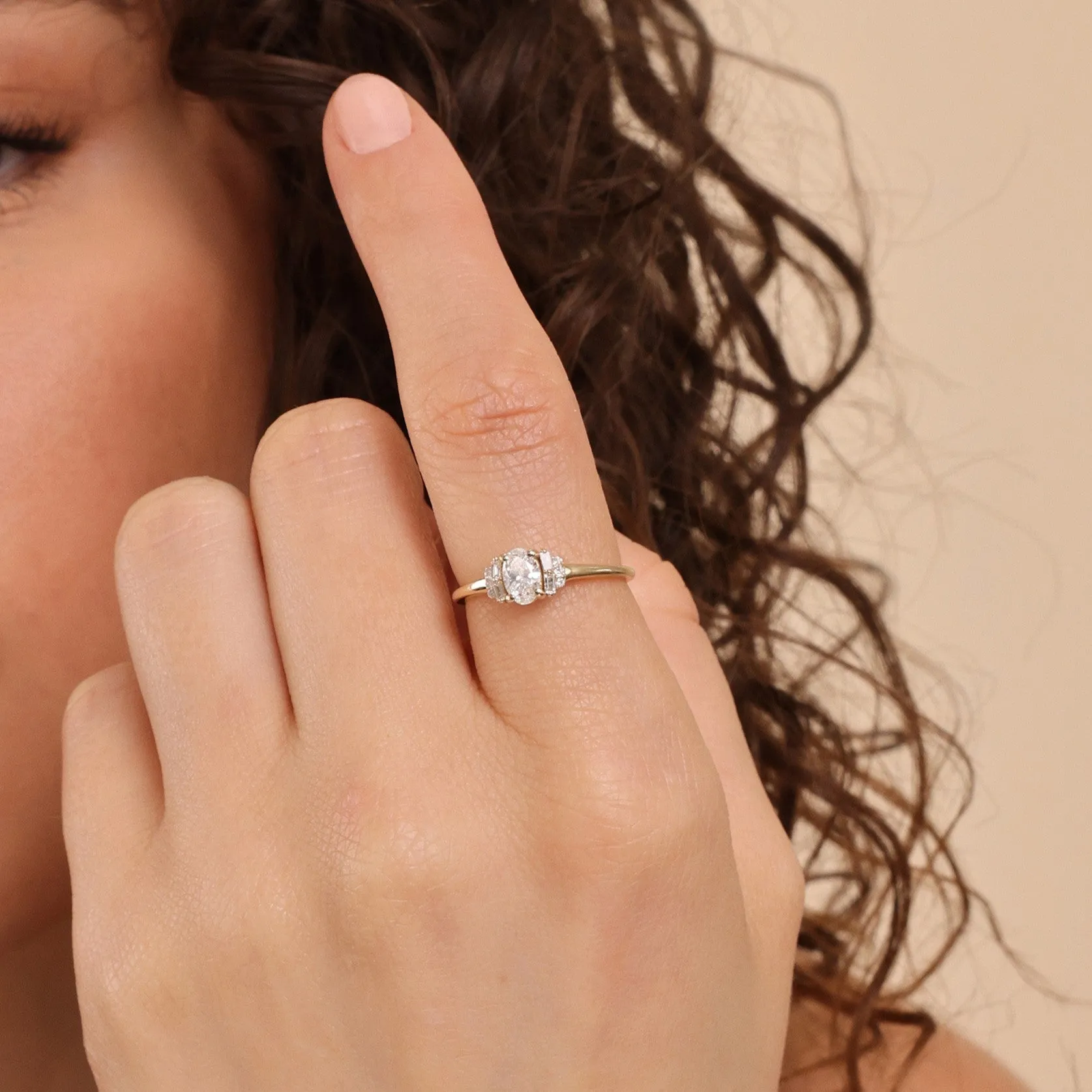 Diamond Cluster Engagement Ring, Nera