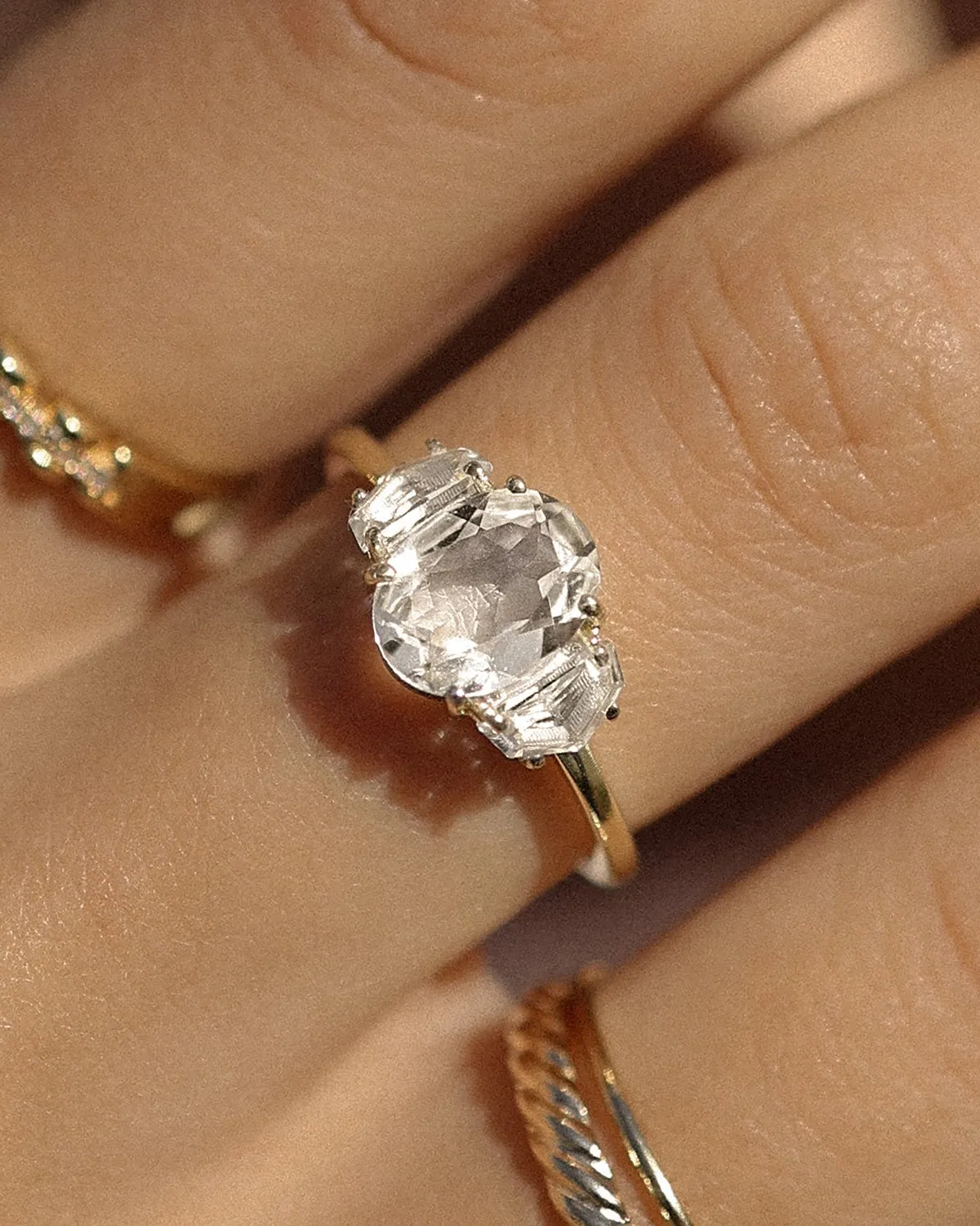 Epaulette Ring