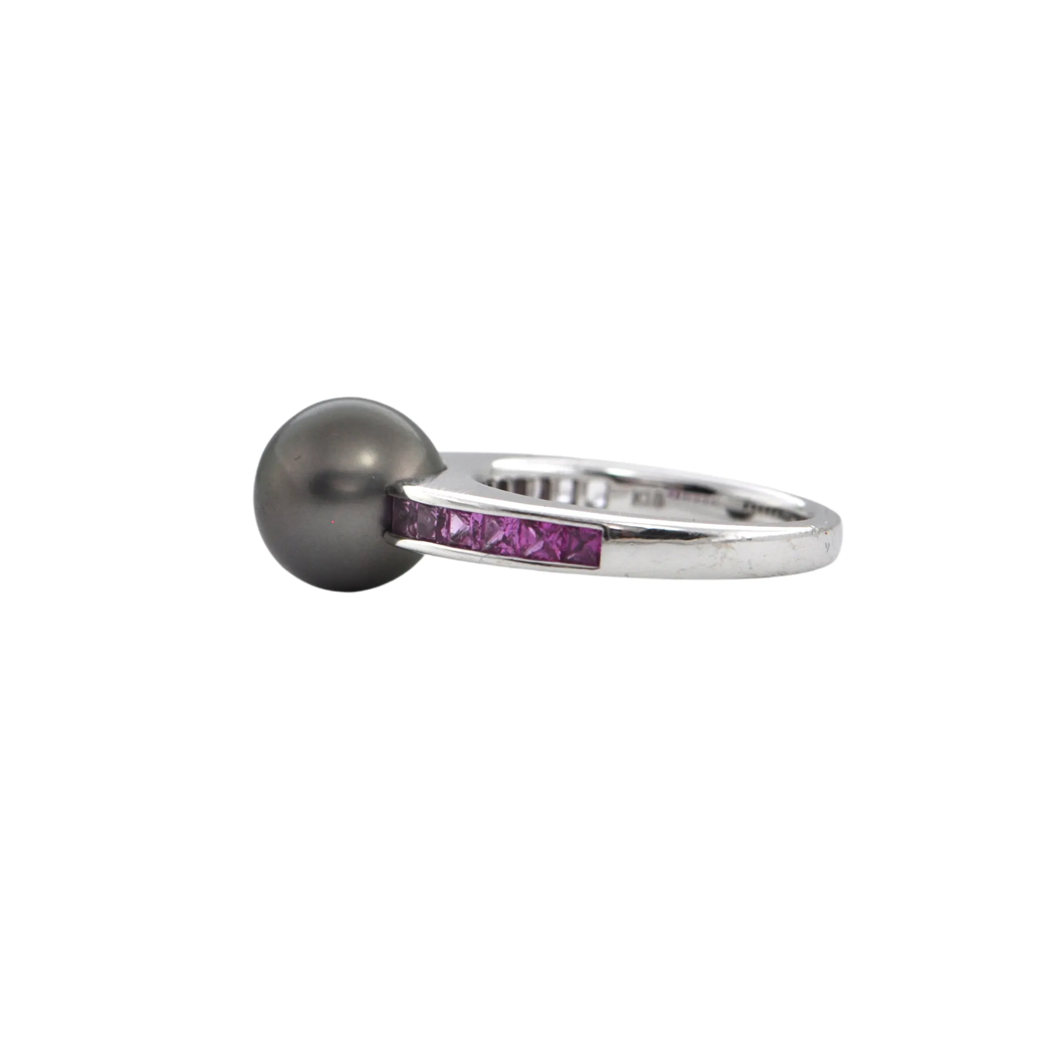 Estate Mikimoto Elements of Fire Collection Tahitian Pearl and Sapphire Gold Ring