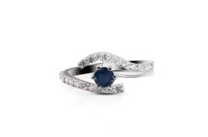INFINITY KNOT SAPPHIRE RING