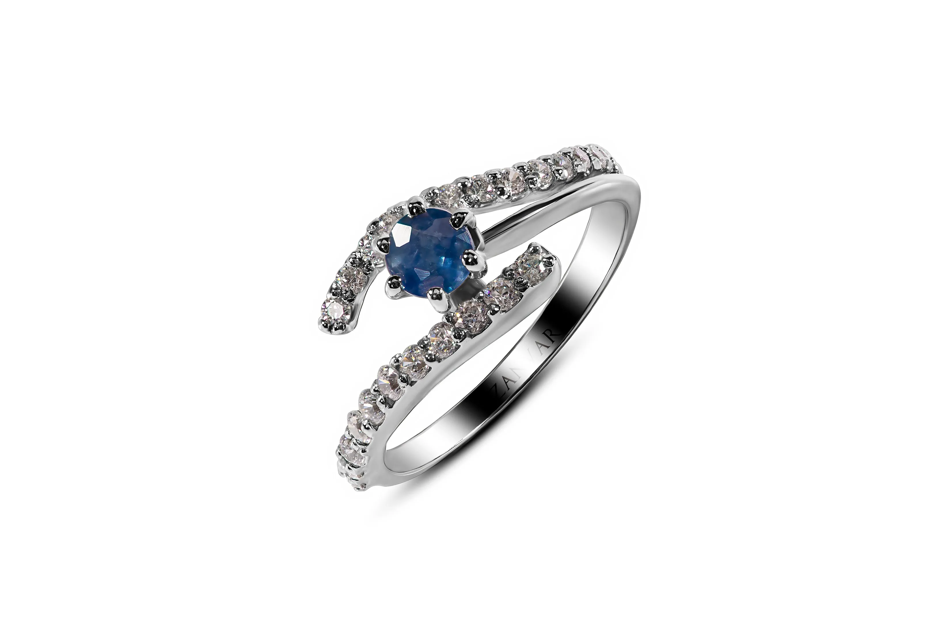 INFINITY KNOT SAPPHIRE RING