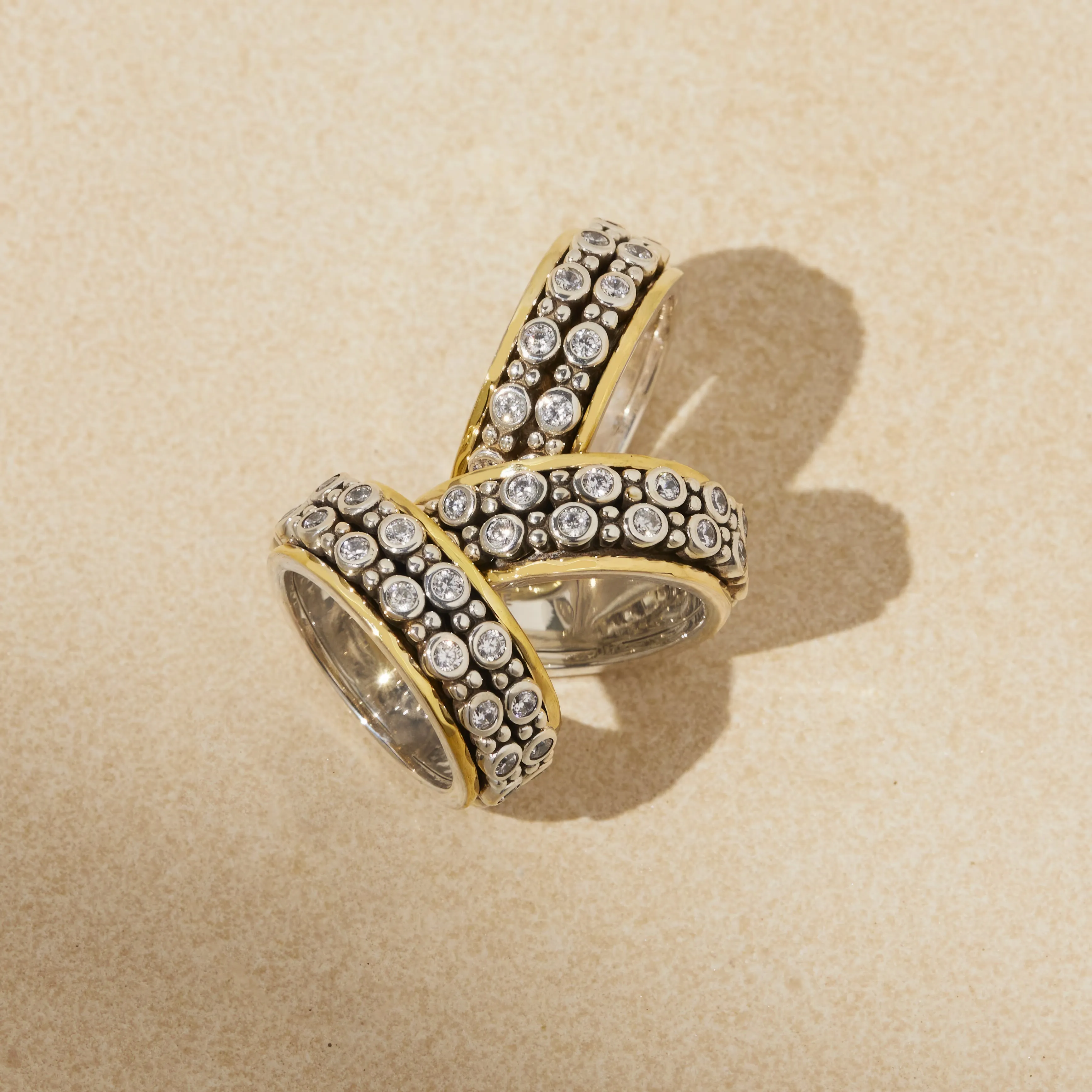 Jelia Spinner Ring