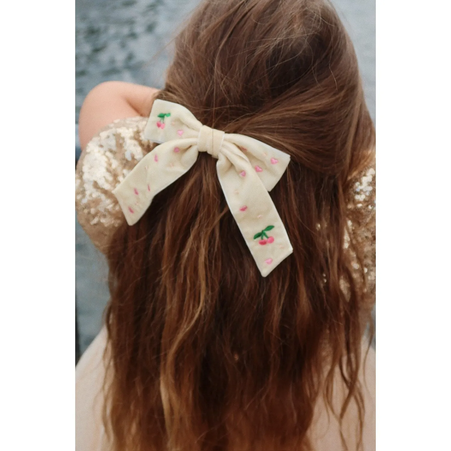 Konges Sl?jd Pearled Ivory Velvet Bow Pearly Hair Clip