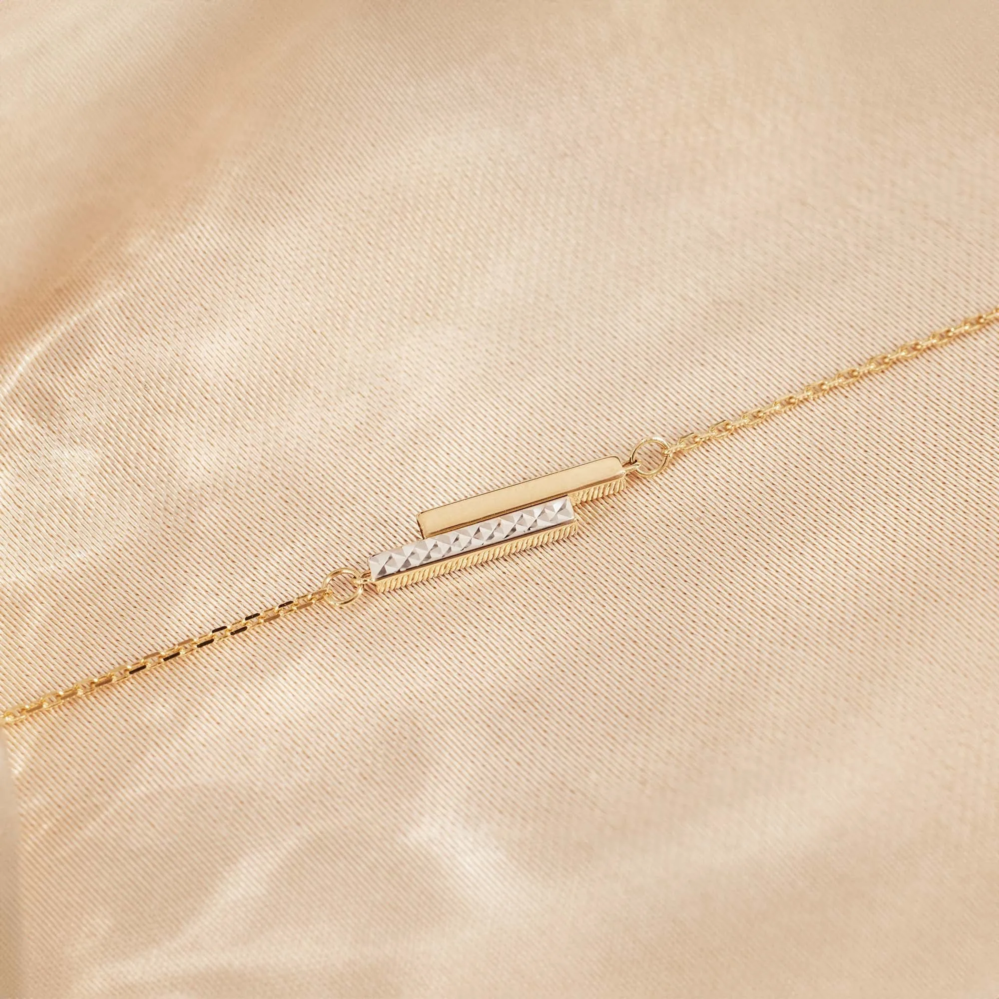 Le Marais Alice 14 karat gold bracelet with 2 rods