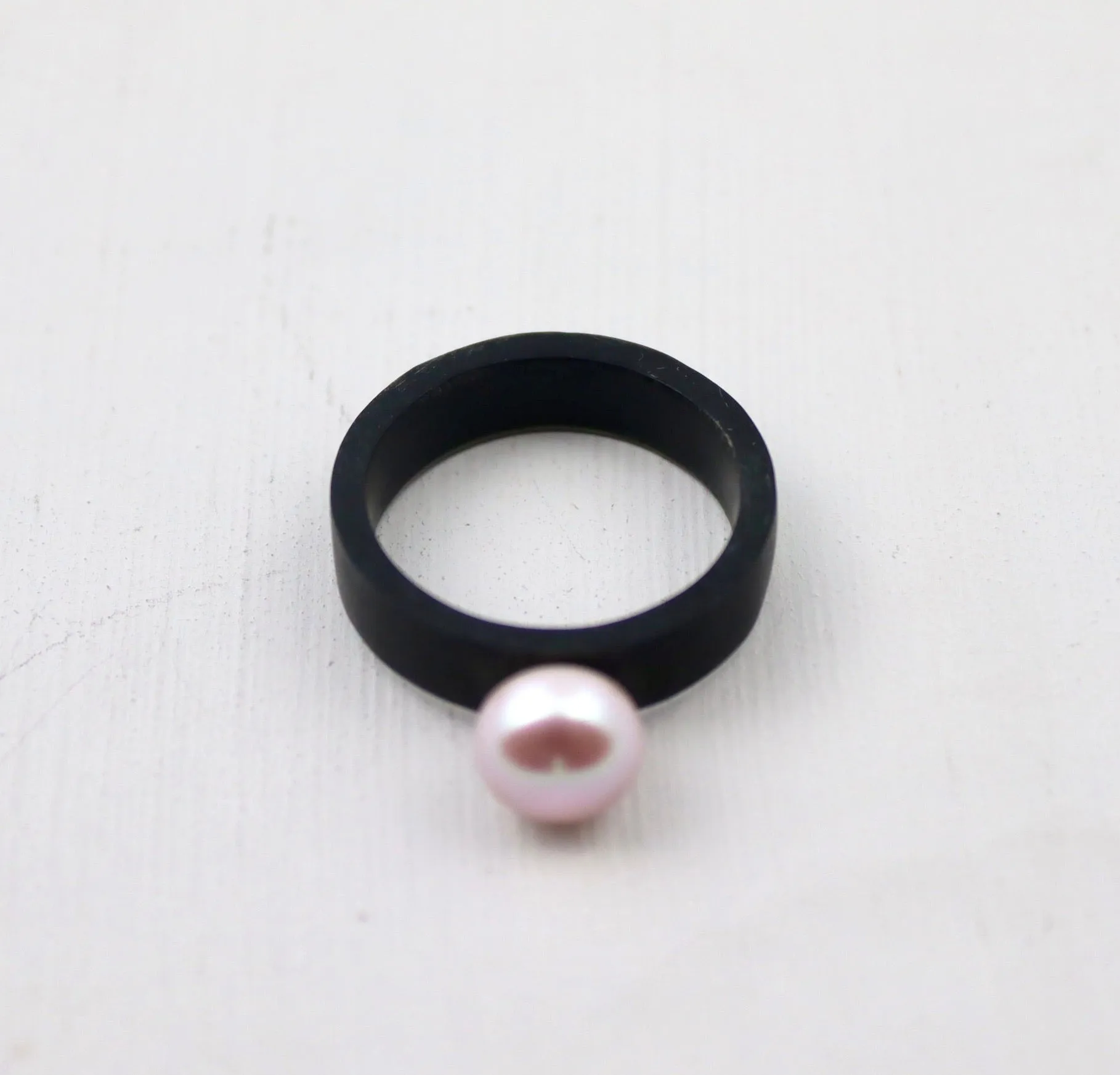 Mod Stackable Pearl Ring with Black Acrylic