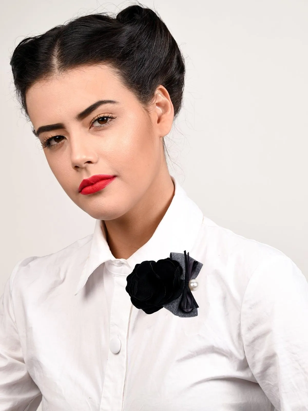 Odette Women Black Fabric Brooch