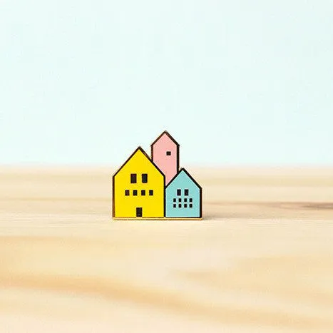 Origami Pin ?C Nordic Houses