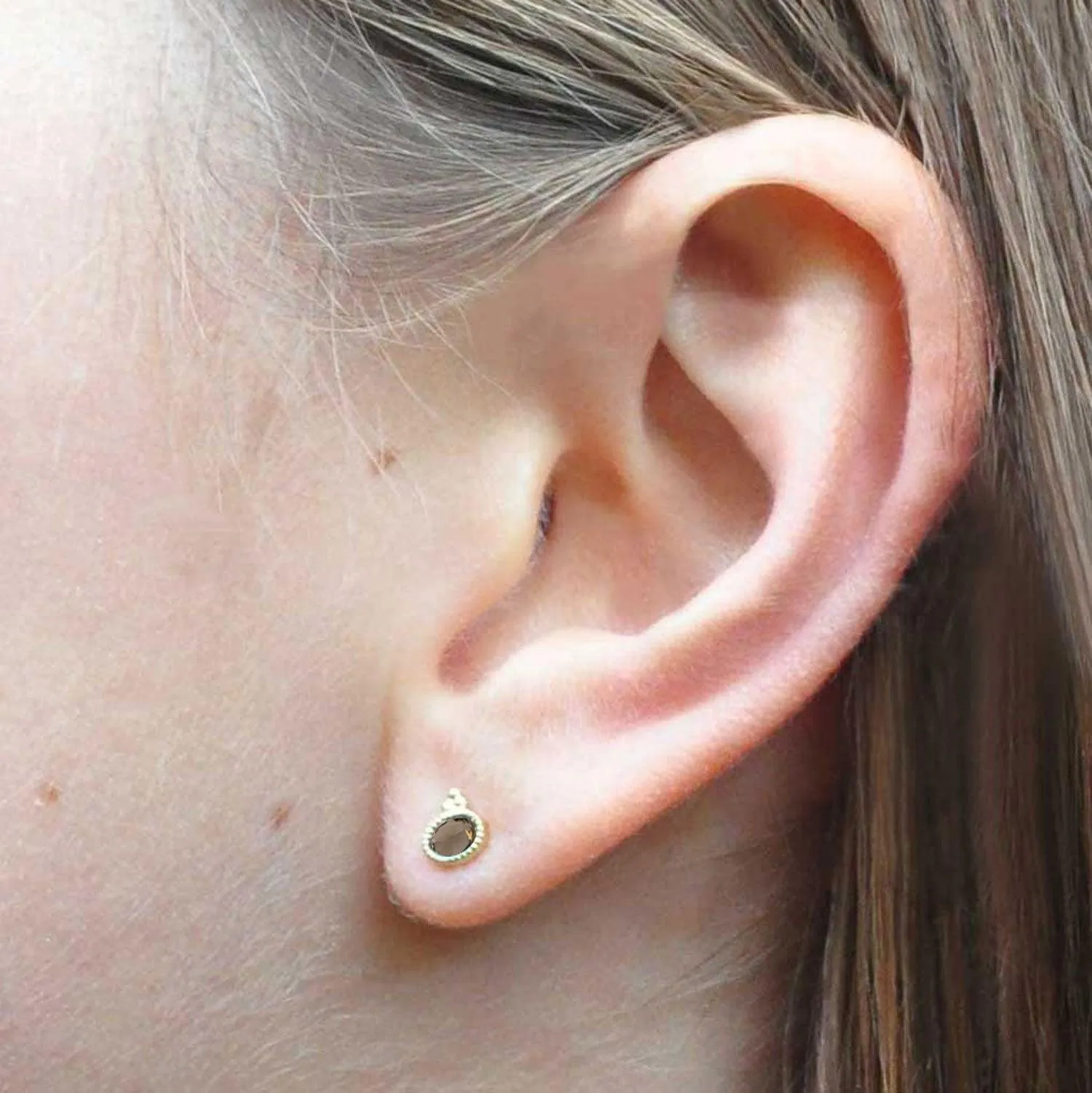 Oval Precious Studs Smoky Quartz - 18k Gold
