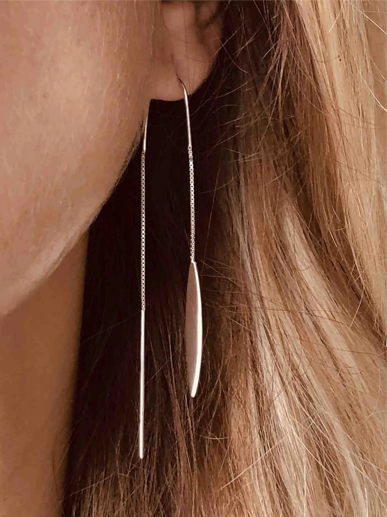 Rhodium plated 925 silver earrings