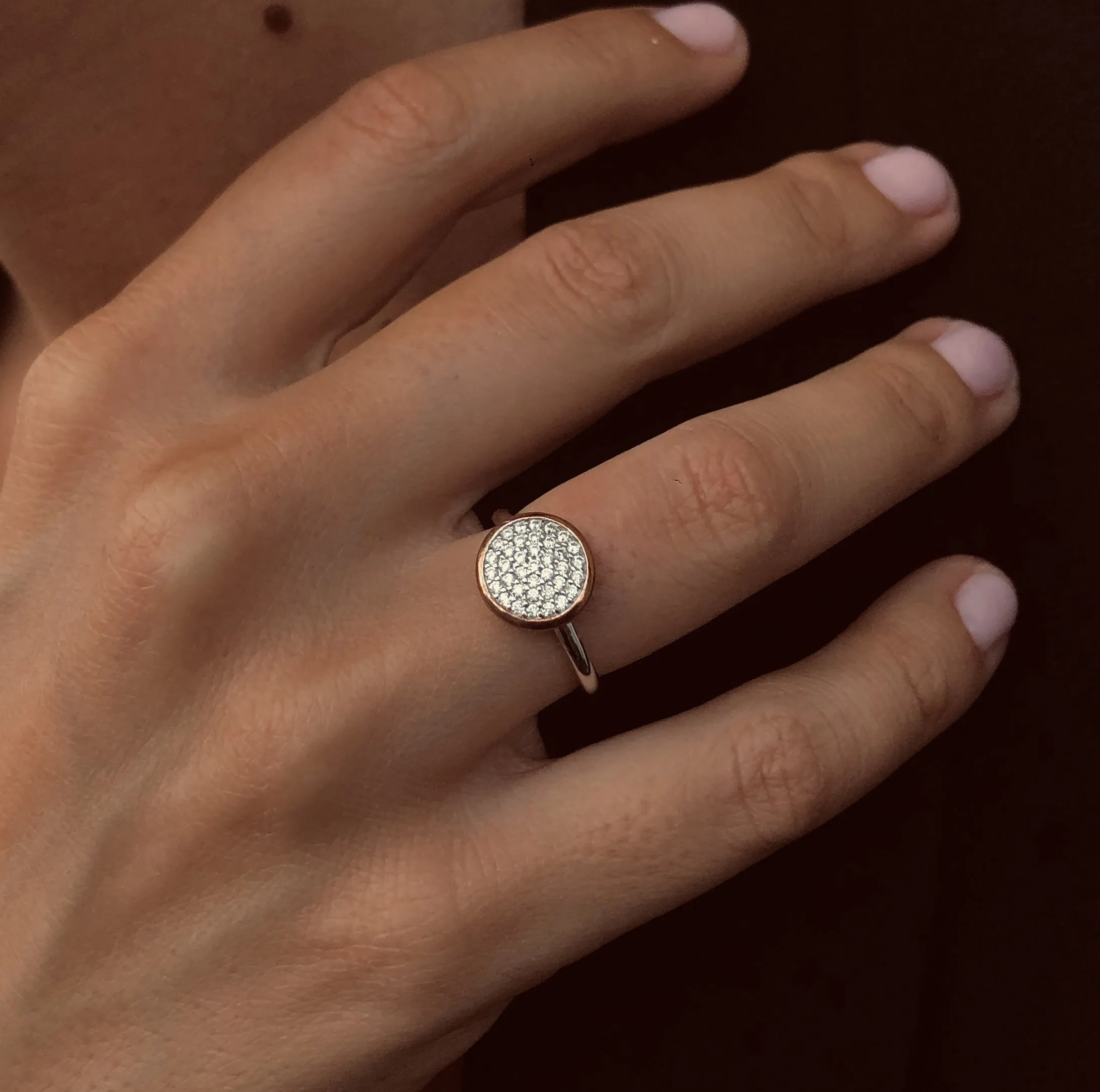 Ring in 925 Silver plated with Rhodium and 18k Rose Gold assembled with Zirconium Oxide