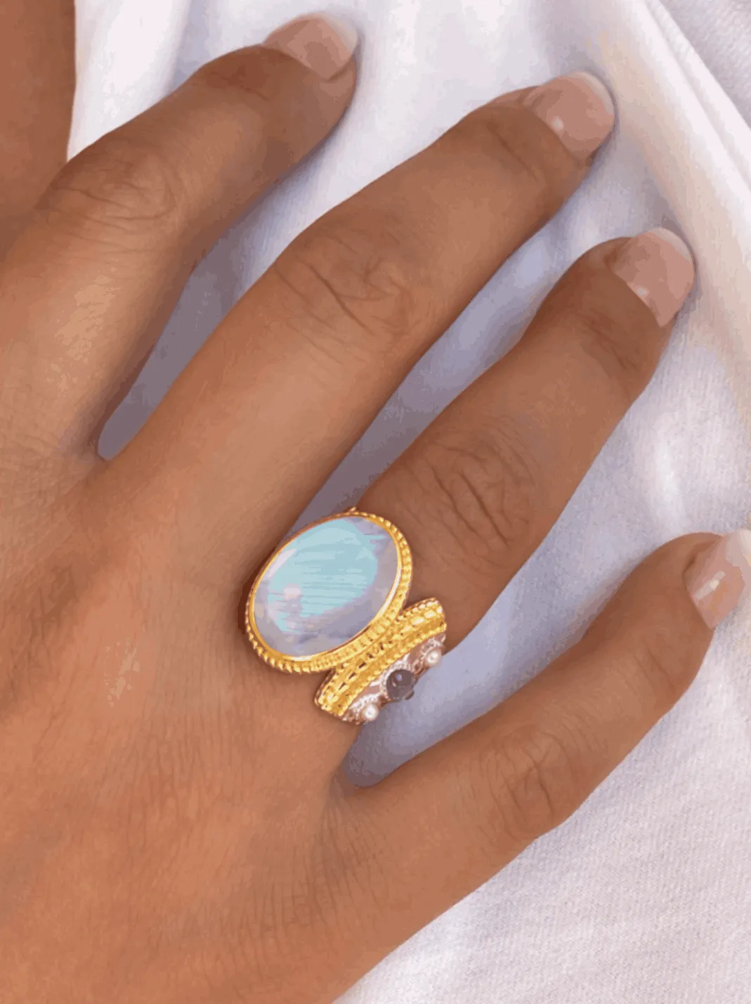 Ring in 925 Silver plated with Silver and 18k Yellow Gold assembled with Faceted Moonstone, White Pearl and Tanzanite Zirconium Oxide