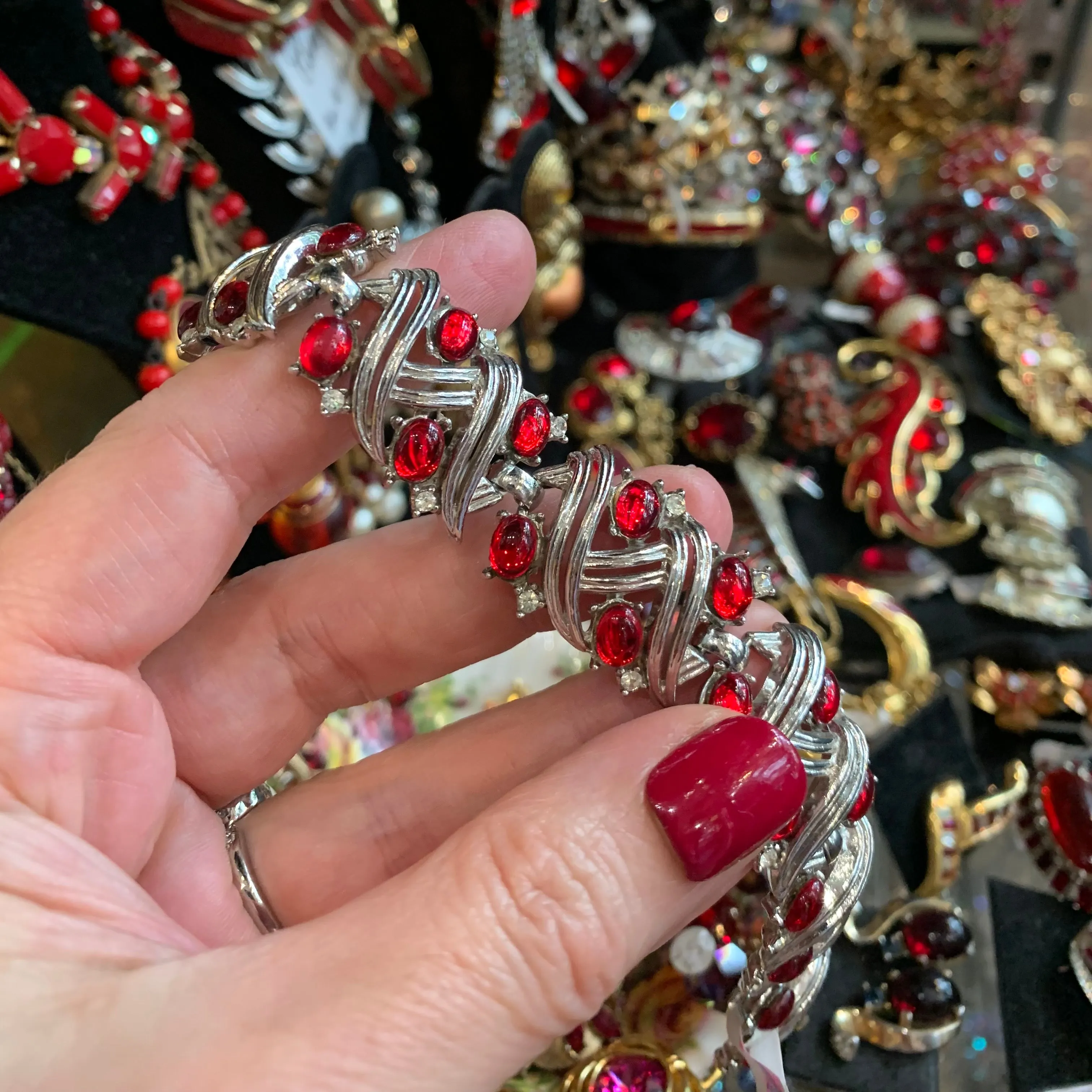 Trifari Red cabuchon Vintage Bracelet