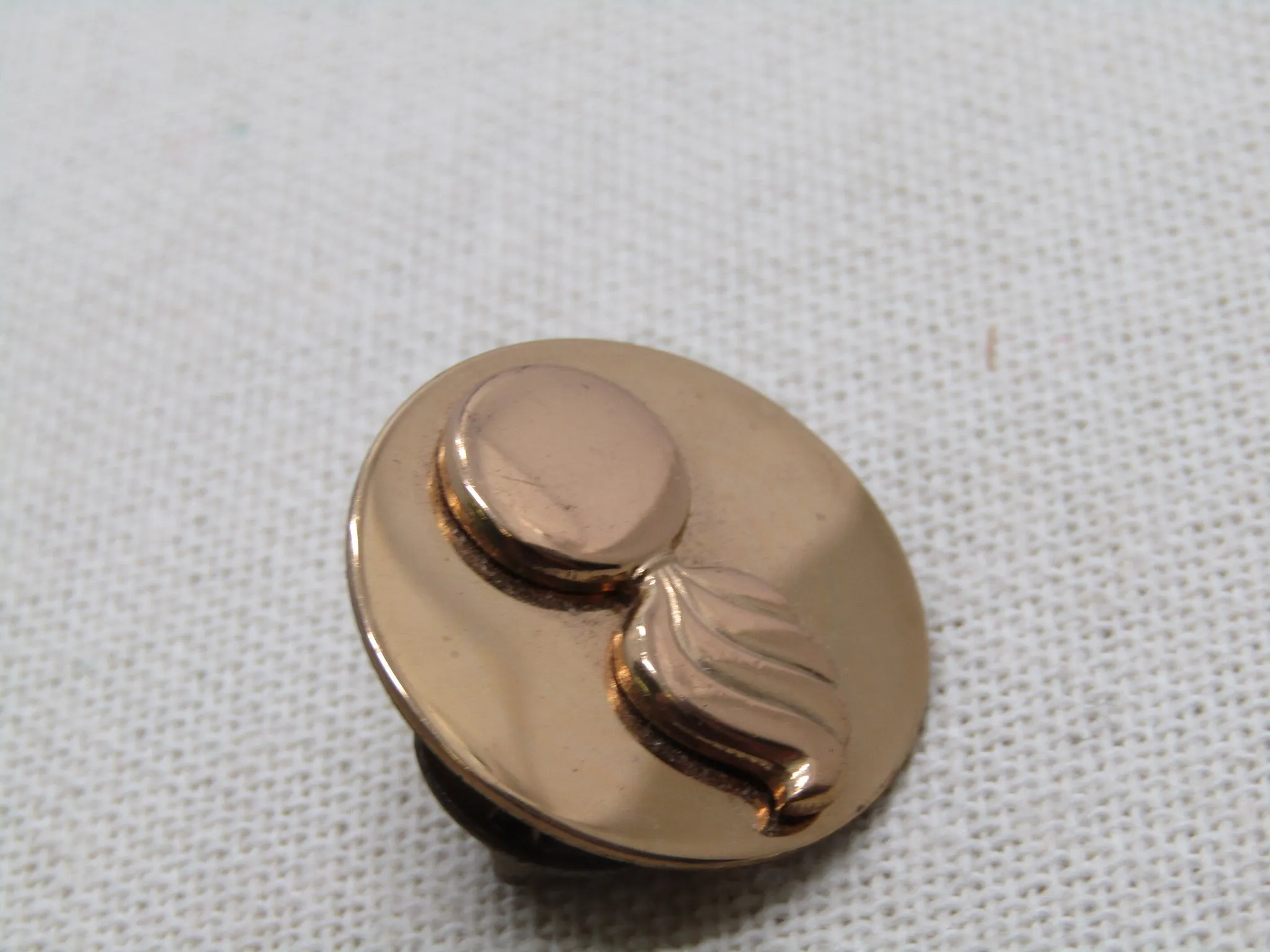 US Army Ordnance Corp Collar Disc, Shell and Flame, 1" Krew-G-I