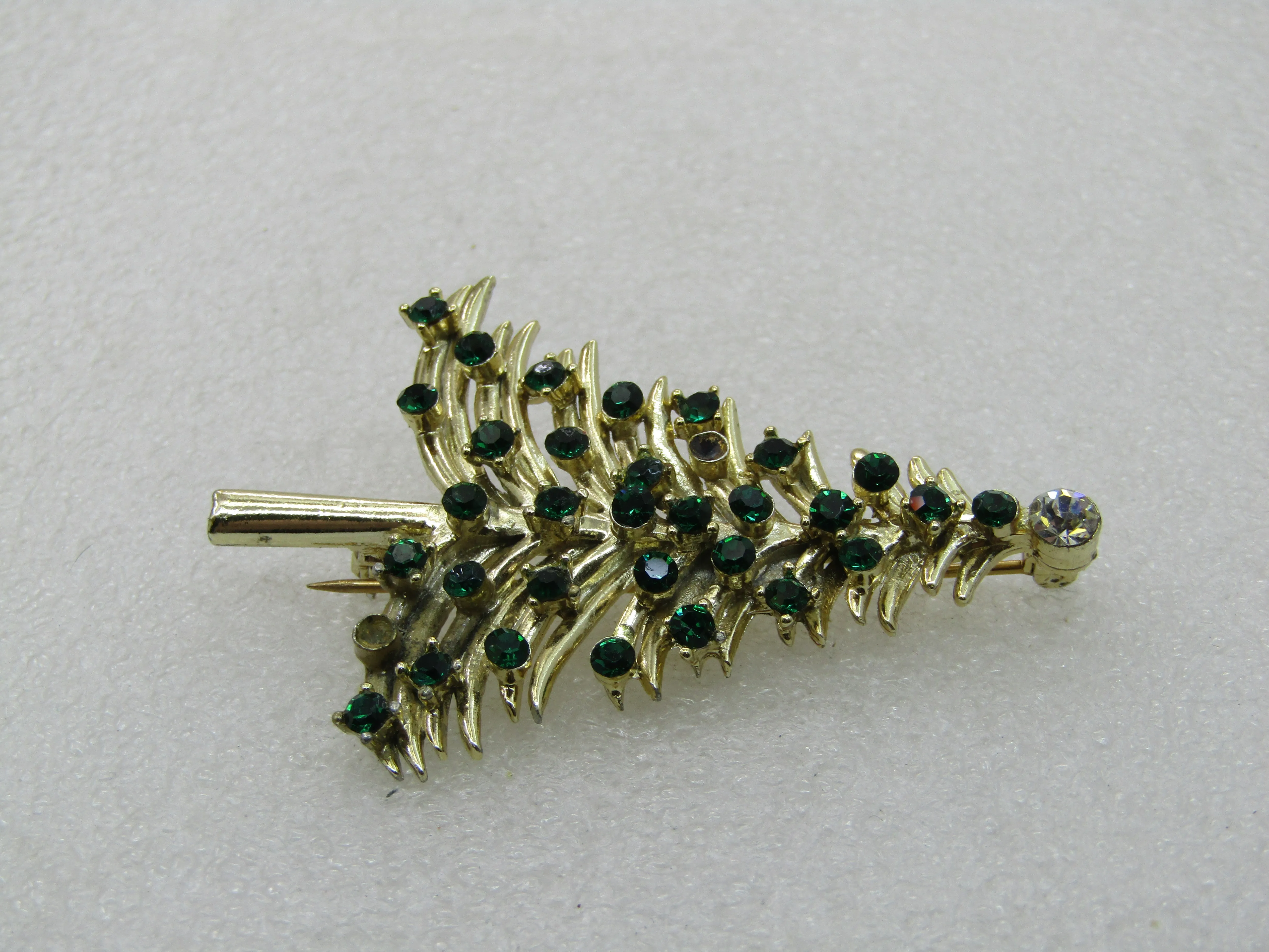 Vintage Dodd's Green Rhinestone Christmas Tree, 2.5"  1960's