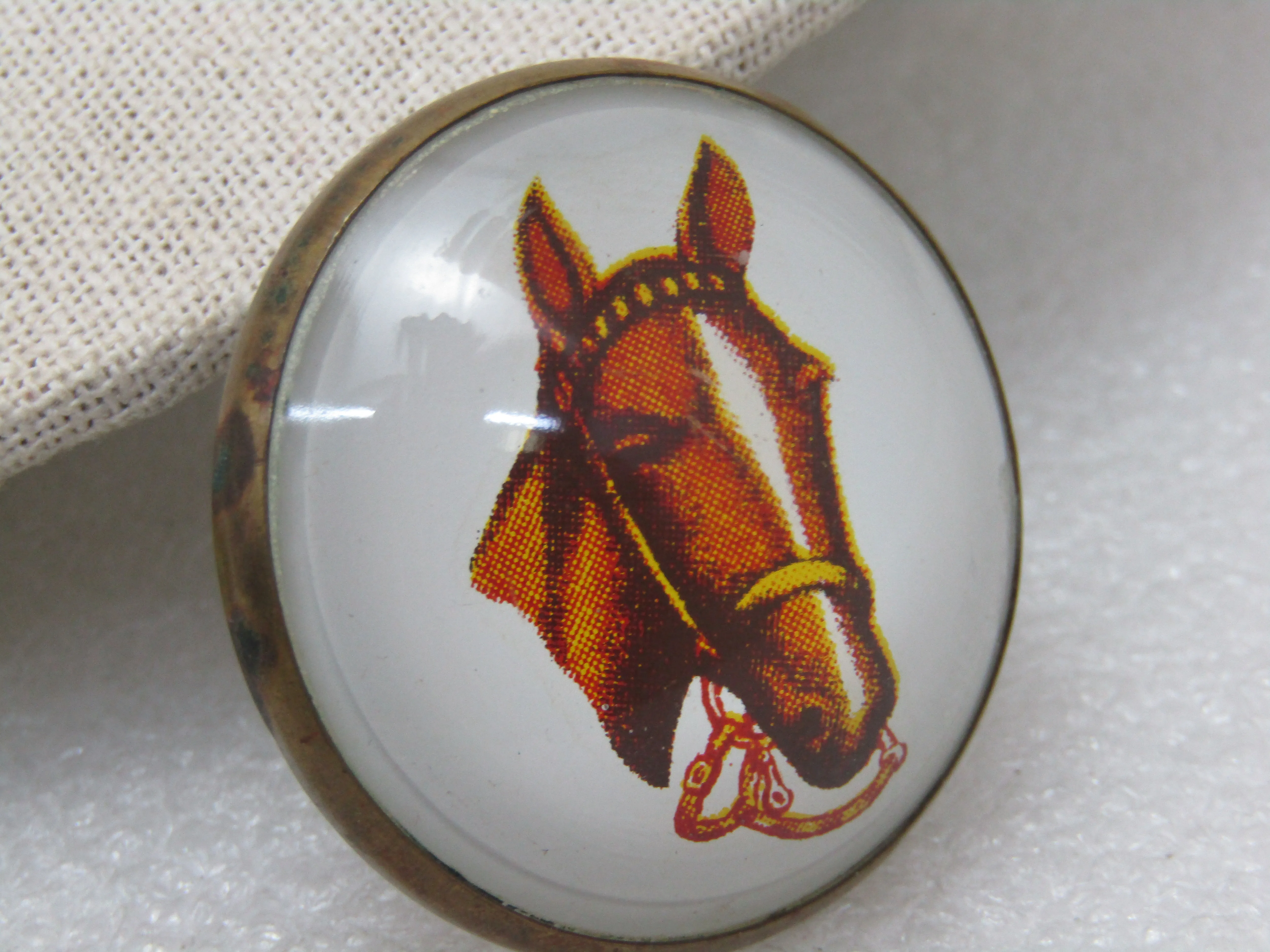 Vintage Horse with Bit Bridal Rosette Button, 1.75", Round